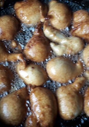 A picture of Puf puf with black pepper nd ginger.