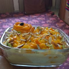 A picture of Mango bread pudding.