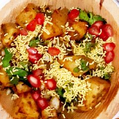 A picture of Spicy Aloo Chaat.