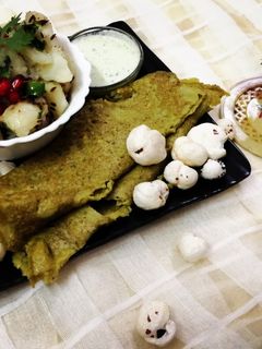 मखाना डोसा (Makhana dosa recipe in Hindi) रेसिपी मुख्य फोटो