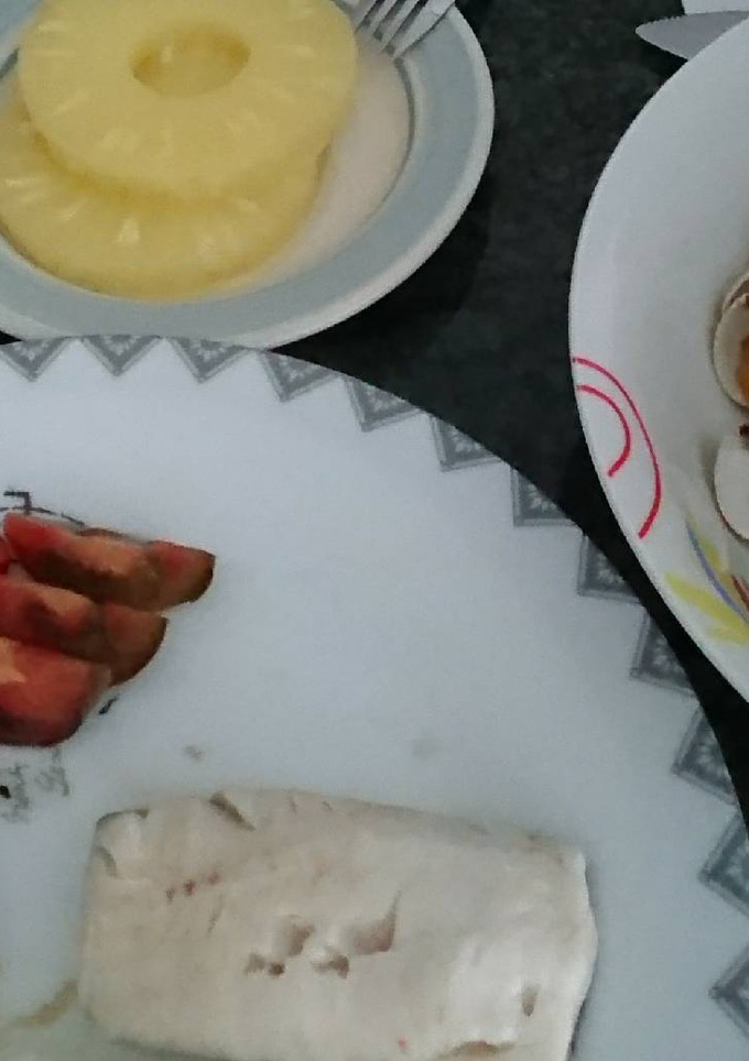 Una foto de Berberechos, merluza y piña (menú saludable 4)