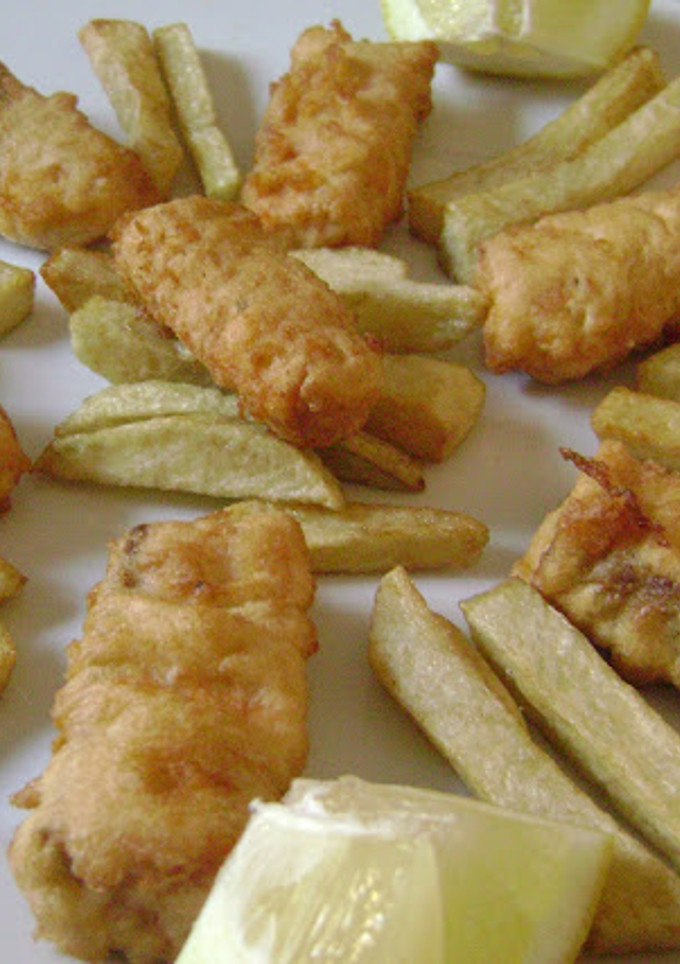 Una foto de Fish and chips de Salmón