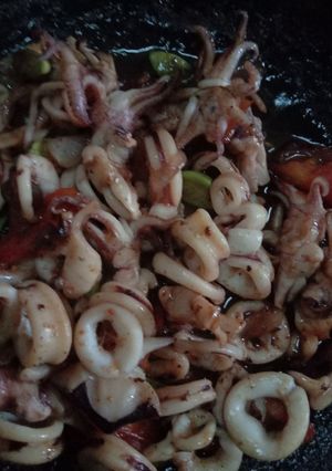 Foto resep Tumis asam manis cumi