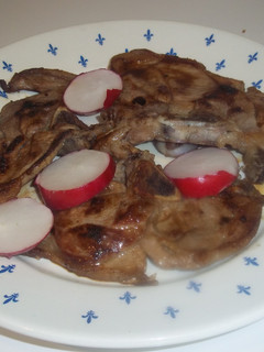 Una foto de Chuletas de pierna de cordero plancha