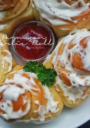 Foto resep Parmesan Garlic Roll