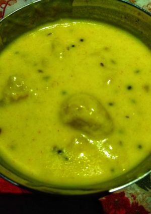 A picture of Kadi pakore.