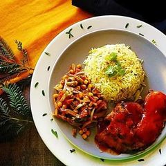 A picture of Mexican salsa steak.