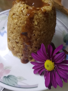 Una foto de Mug cake de avena y dulce de leche 🍮en un minuto