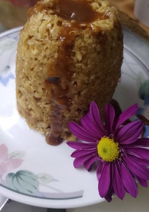 Una foto de Mug cake de avena y dulce de leche 🍮en un minuto