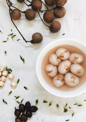 Hình của món Chè hạt sen long nhãn.