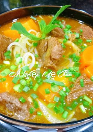 Hình của món Hủ tiếu mì bò kho.