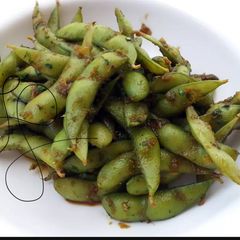 A picture of Edamame Bean With Soy Vinegar Sauce.