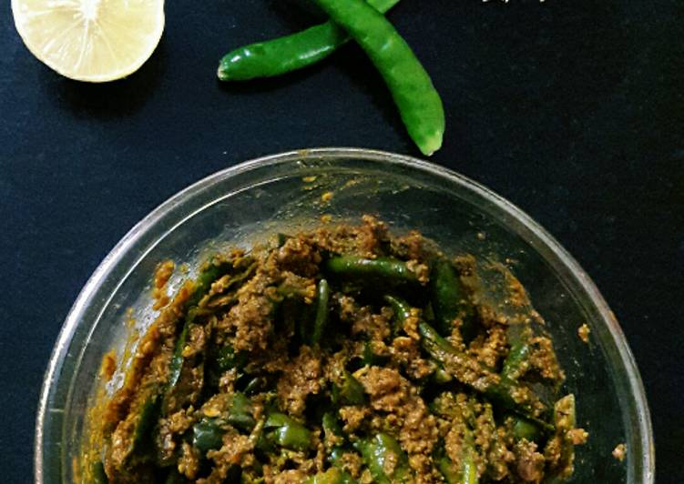 Green Chilli Pickle