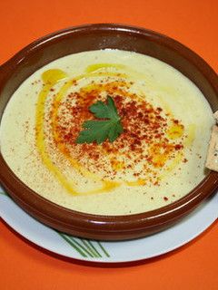Una foto de Hummus de harina de garbanzo