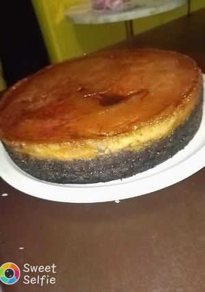 Una foto de Pastel Imposible o chocoflan