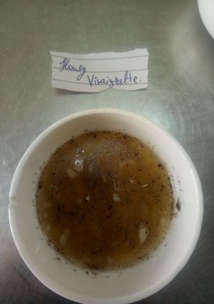 A picture of Honey Vinaigrette.