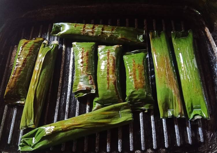 Otak-otak ikan tenggiri