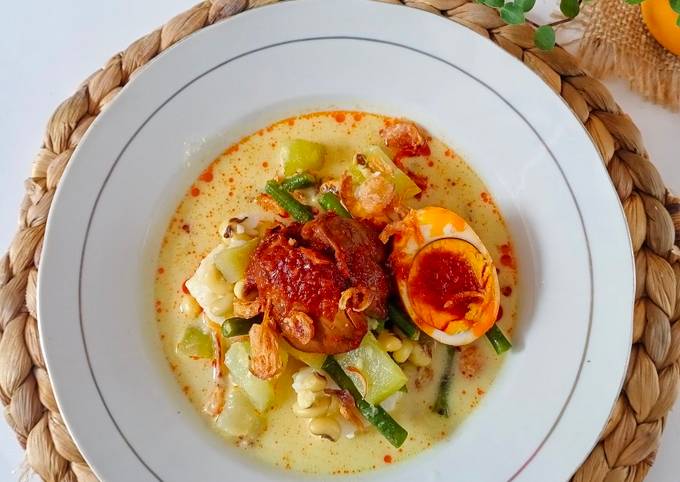 Lontong sayur