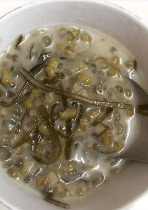 Hình của món Chè nha đam đường phèn. 😋.