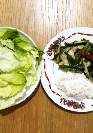Hình của món Cá hú kho cay.