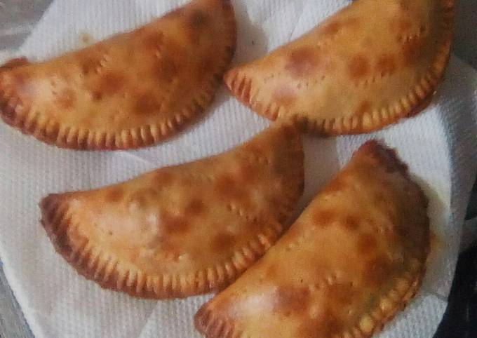 Chicken meat pie Recipe by Maria Musumbi - Cookpad