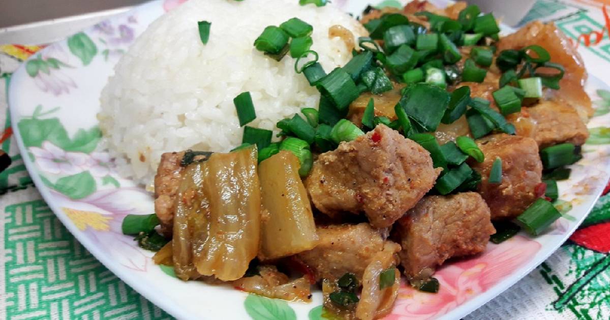 Жареная свинина с рисом. Жареная свинина с рисом. Как приготовить рис со свининой на сковороде. Ганфан с рисом. Жареная свинина с рисом.