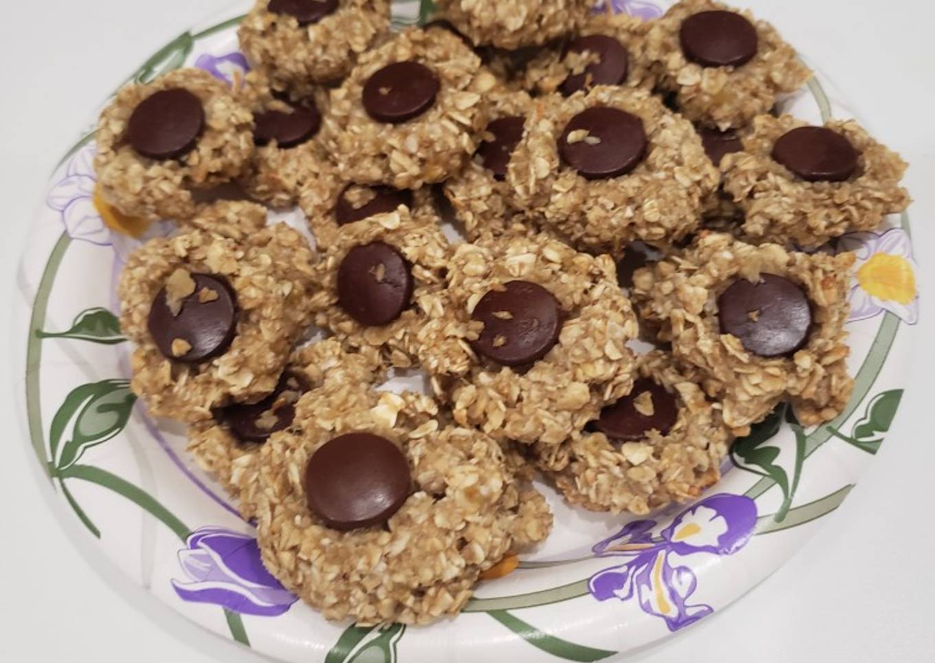 Galletas de avena, cambur y chocolate