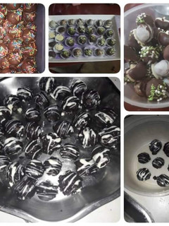 A picture of Coconut chocolate balls.