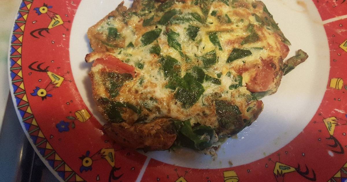 Tortilla de huevo con espinacas y tómate Receta de Luz Cocina a Mi