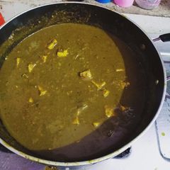 A picture of Palak paneer.