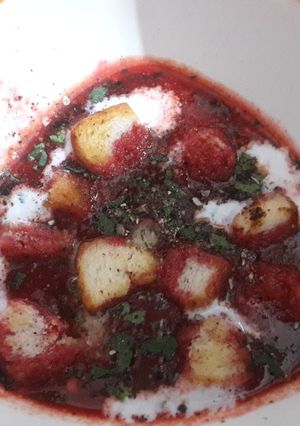 A picture of Healthy tomato beet soup.