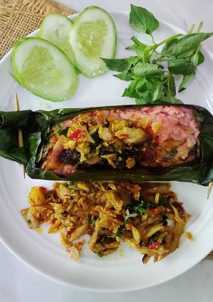 Foto resep Nasi Bakar Tongkol Kulit Buah Naga