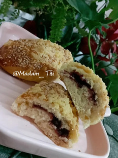 عکسی از دستور نان کرامبل گیلاس 🥖🍒