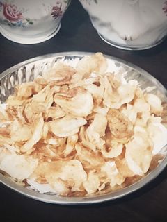 हॉट आलू चिप्स (Hot aloo chips recipe in hindi) रेसिपी मुख्य फोटो