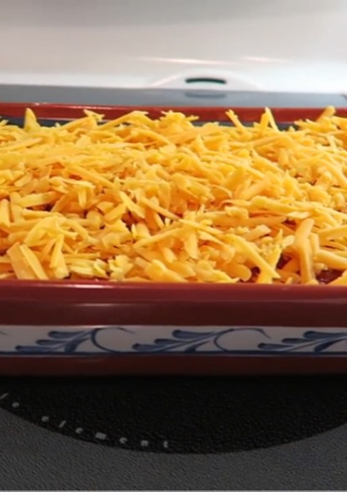 A picture of 6 layer dip.