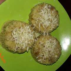 Bolu Pisang Keju রেসিপির প্রধান ছবি