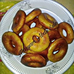 A picture of Homemade Donuts with correct measurements.