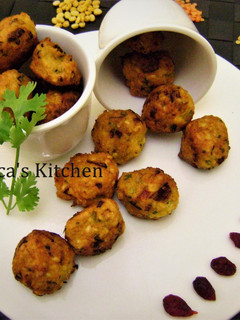 A picture of Mixed Dal Vada.