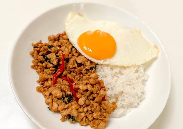 Langkah Mudah untuk Membuat Thai Basil Chicken yang Sempurna