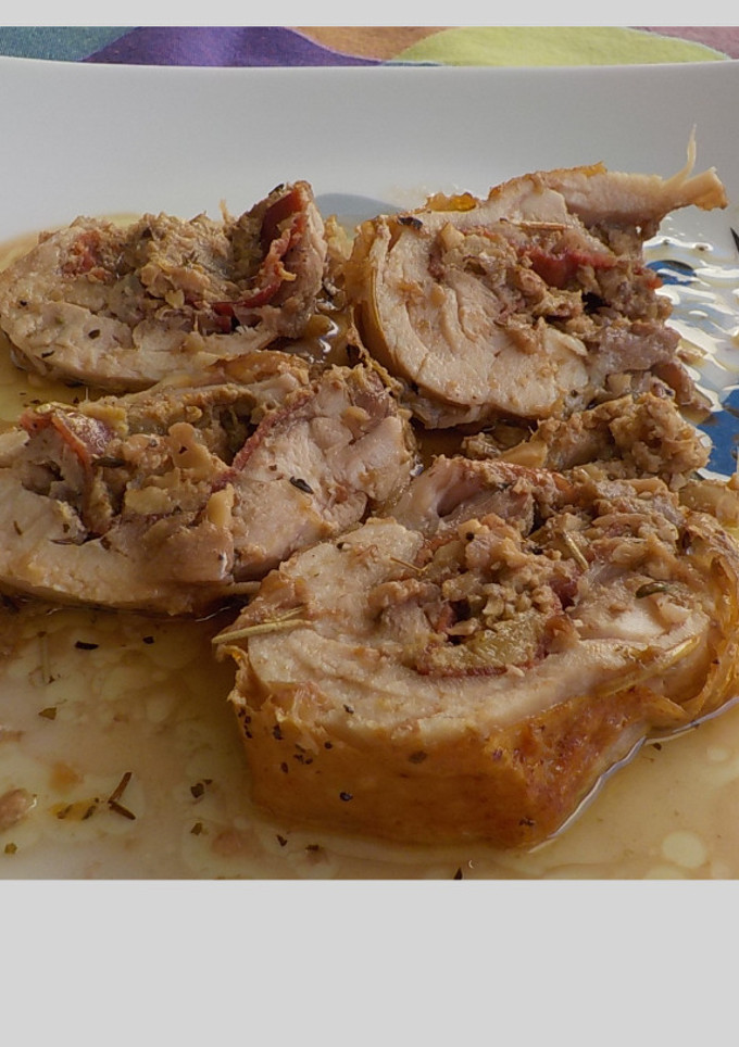 Una foto de Muslos y contramuslos de pollo rellenos al horno