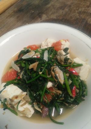 Foto resep Tumis daun lumai ebi mix tahu