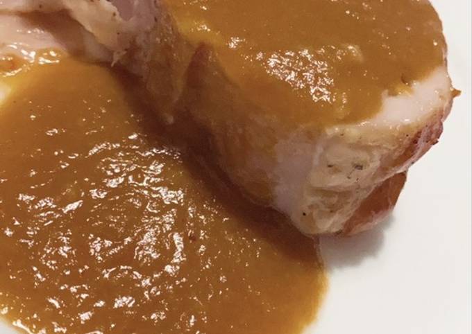 Redondo de pollo relleno con salsa española Receta de Ixone Gil- Cookpad