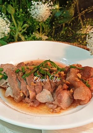 Hình của món Thịt hấp nồi cơm điện.