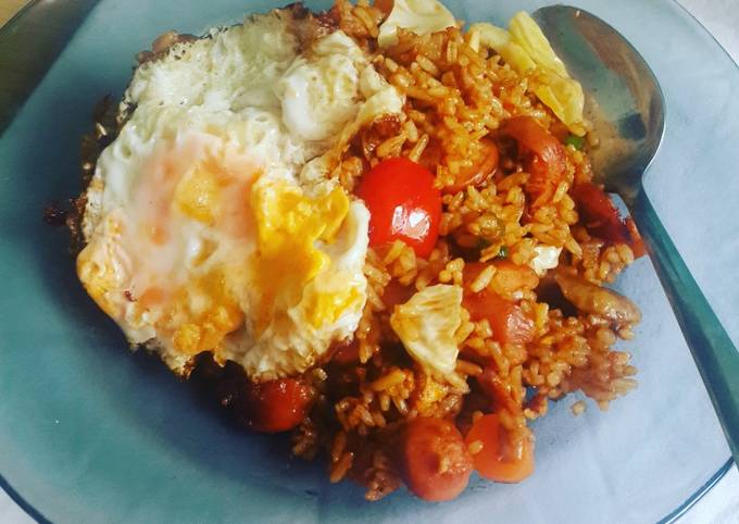 Nasi Goreng Gila a la Bumbu Indofood Nasi Goreng Pedas