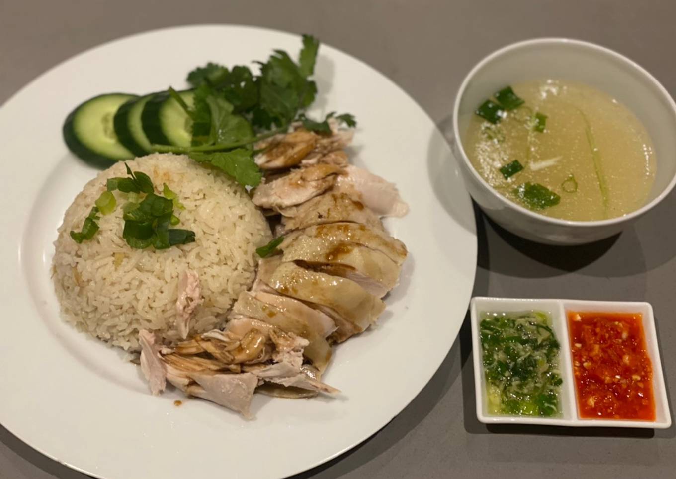 Hainanese Chicken rice / nasi ayam hainan