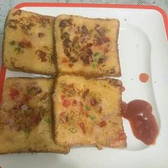 Bread pizza A picture of Bread pizza.