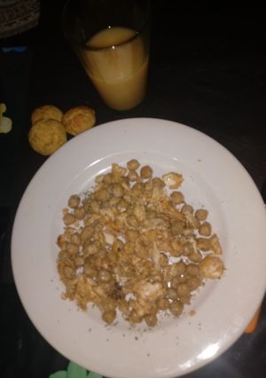 Una foto de Mezcladito de garbanzos