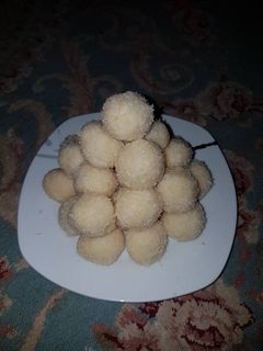 صورة لوصفة كرات جوز الهند (رافيلوو)