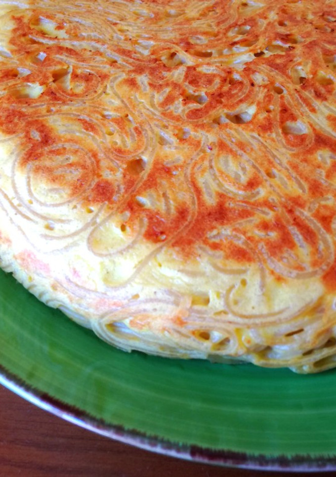 Una foto de Frittata de espaguetis 🍝