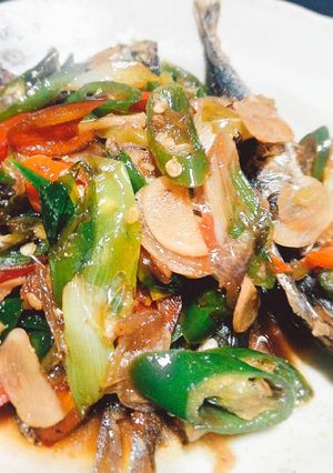 Foto resep Pindang keranjang Bumbu Oseng Hot Cabe Ijo Royo royo
